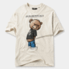 Camiseta overzise beige ilustración
